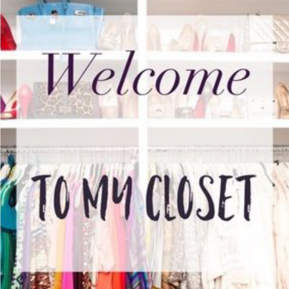 Meet your Poshmark Ambassador, Ivy - Picture 4 of 16